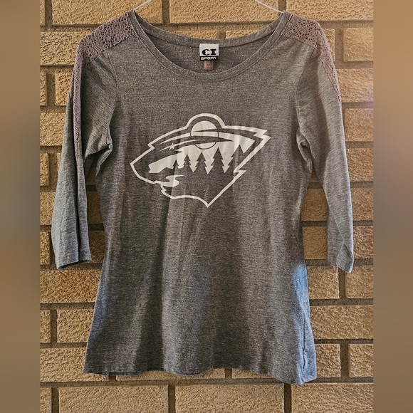 Tops - Heather Gray MN Wild 3/4 sleeve tee